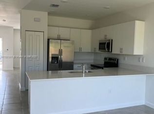 22973 SW 99th Ave, Miami, FL 33190