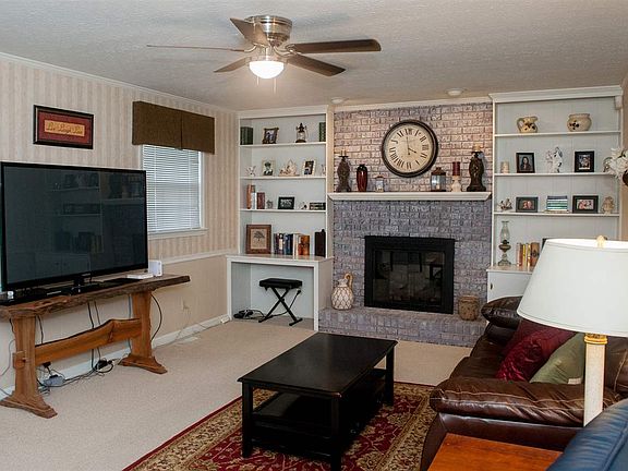 4th image of 1706 Barley Way