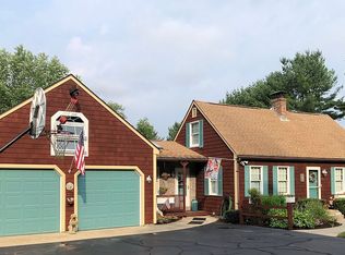 435 Log Rd, Burrillville, RI 02830