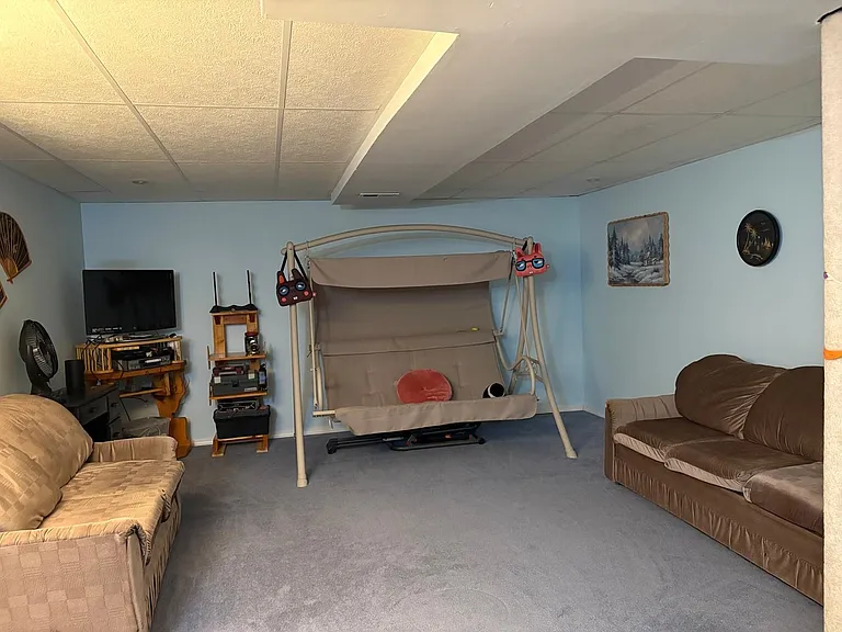 237 Biscayne St — Photo 27