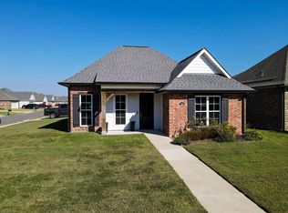 308 Paisley Pkwy, Sulphur, LA 70665