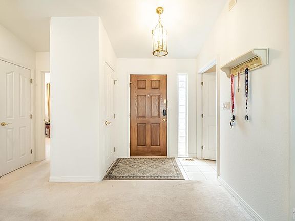 4th image of 1 Wentworth Pl