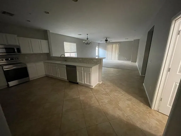 13240 W Chaparosa Way — Photo 5