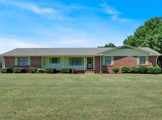 15 Wesley Trce SE, Cartersville, GA 30120