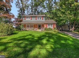 802 Jamestown Rd, Turnersville, NJ 08012