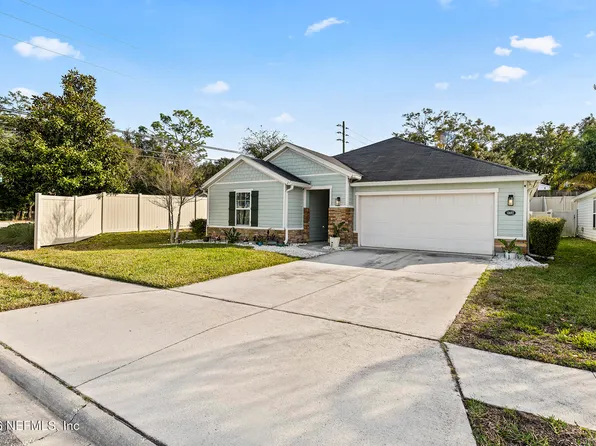 10692 ABBOT COVE Drive E, Jacksonville, FL 32225
