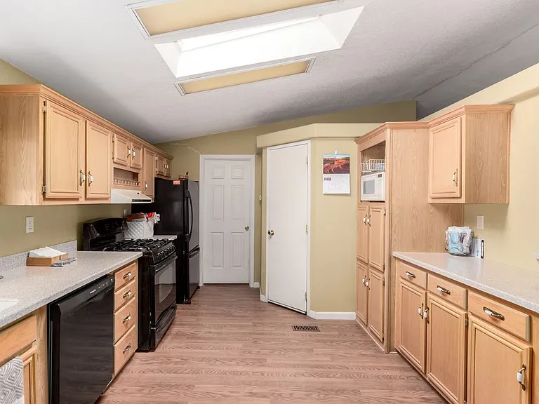 16697 W Hopi Dr — Photo 17