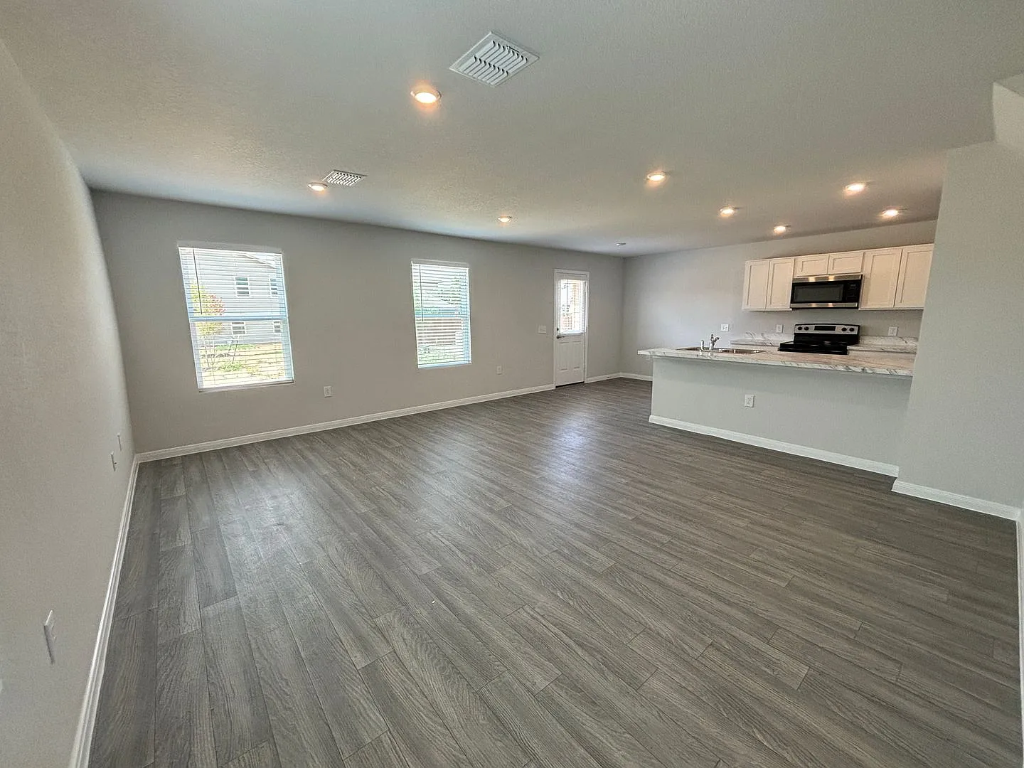 2242 Dry Moss Way, San Antonio, TX 78224 | Home for Rent 78224 — Photo 4