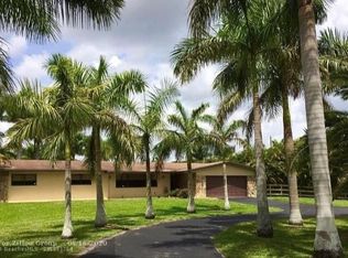 5201 Thoroughbred Ln, Fort Lauderdale, FL 33330