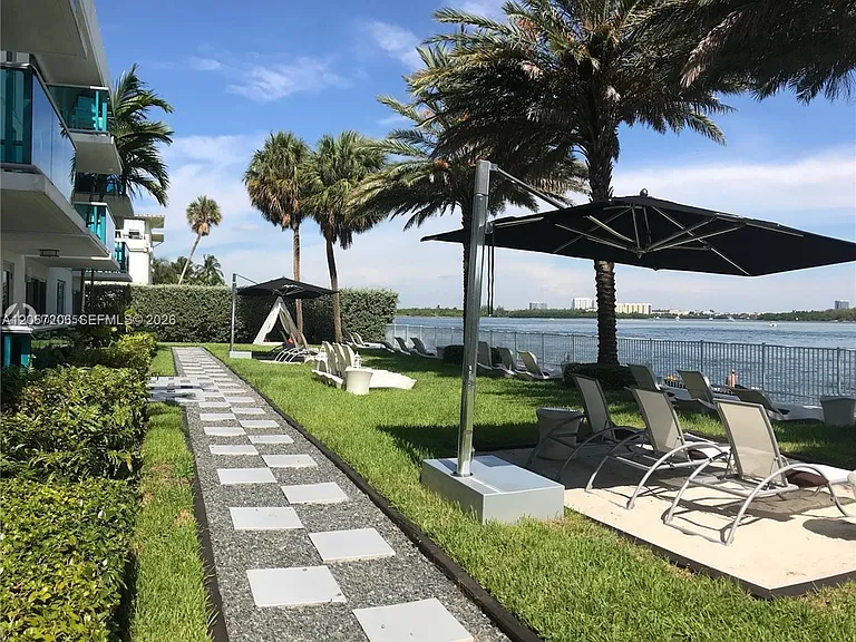 290 Bal Bay Dr #107 — Photo 5