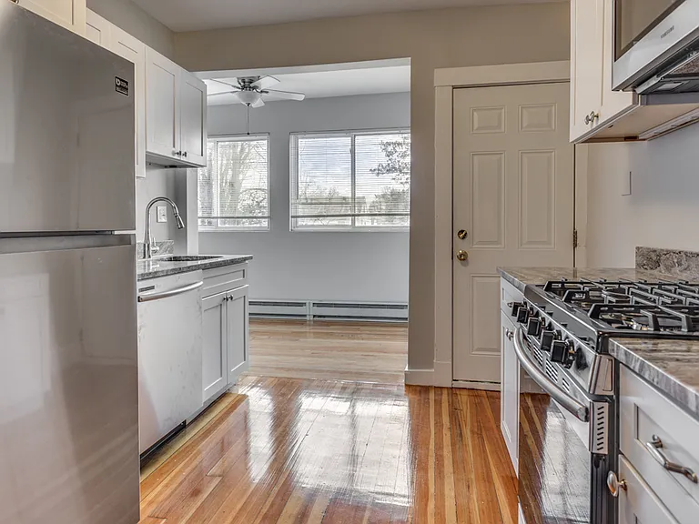 54 Fuller St #3L — Photo 4