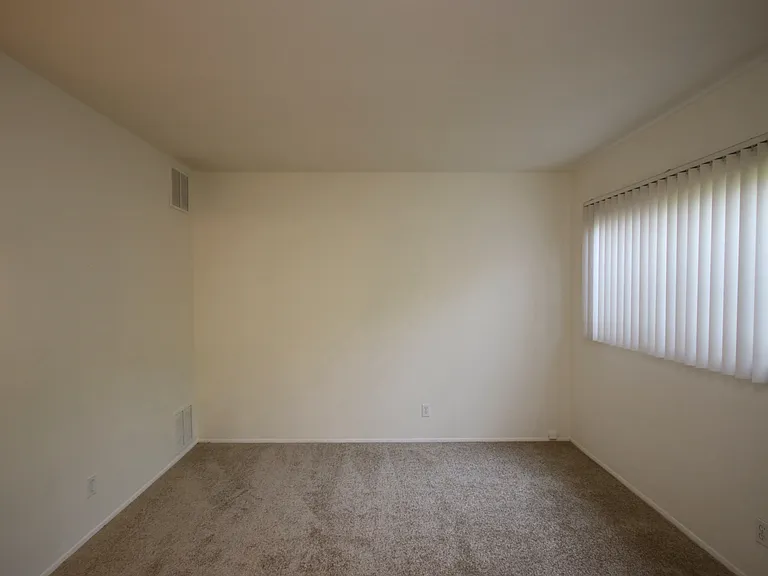 56 N Eloise Ave #2 — Photo 17