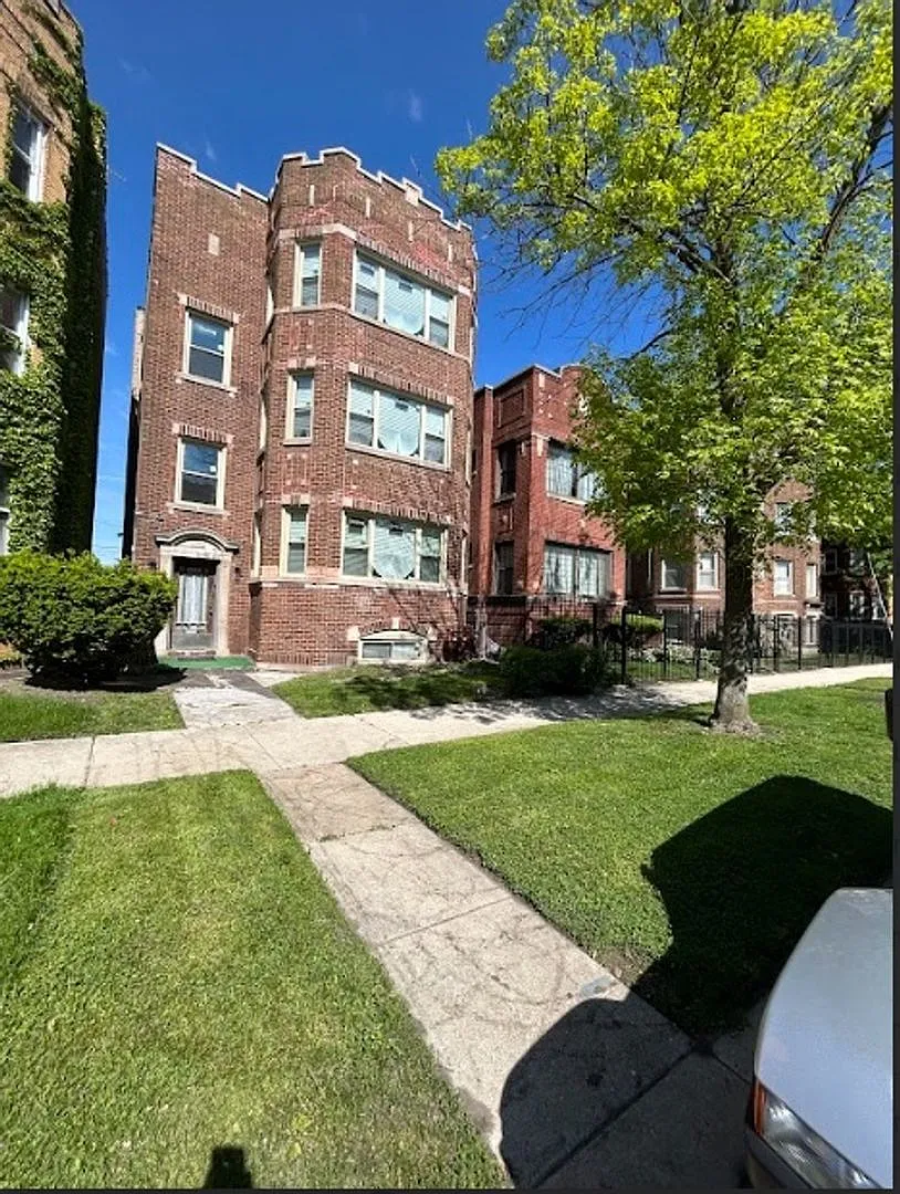 New renovation Spacious South Shore 3bed room 1 bath units — Photo 4