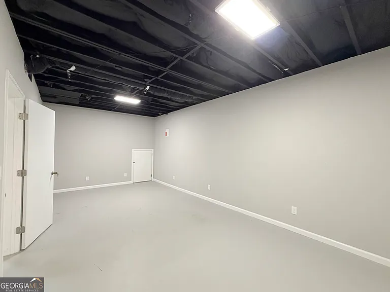 295 Redwood Dr SW — Photo 29