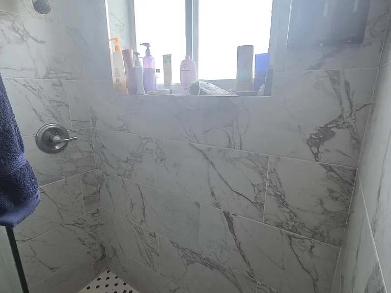 420 SE 9th Ct #2 — Photo 16