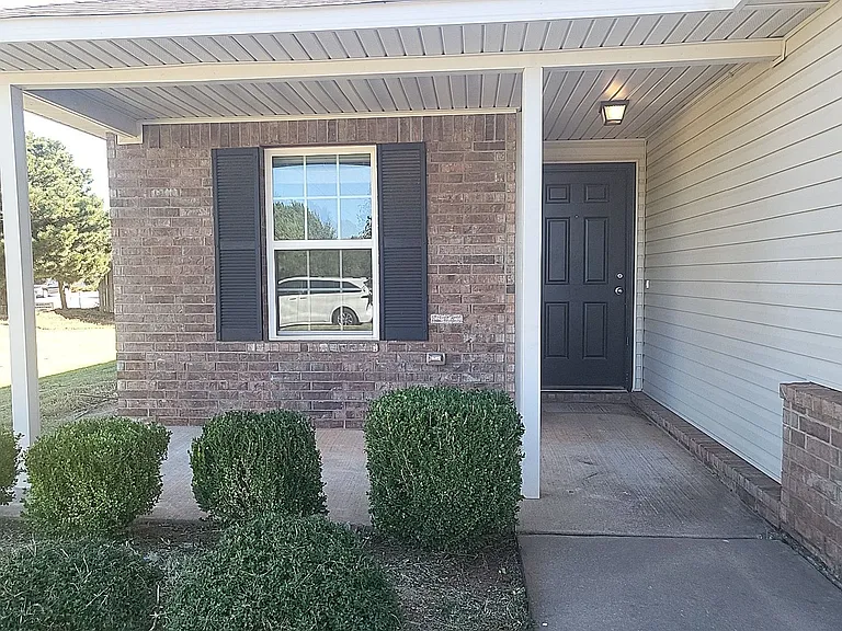 2414 Canyon Creek Dr — Photo 24