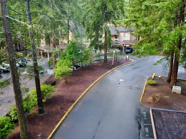 Westboro Apartments, 117 S 330th St #22cbf5df9, Federal Way, WA 98003