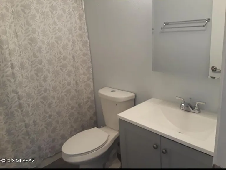 2601 W Broadway Blvd #P399 — Photo 4