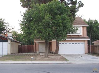 900 Fairview Rd, Bakersfield, CA 93307