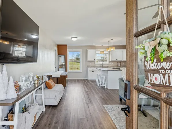 1521 Wixtown Rd, Westmoreland, TN 37186