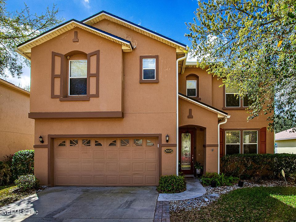 1st image of 76100 DEERWOOD Drive