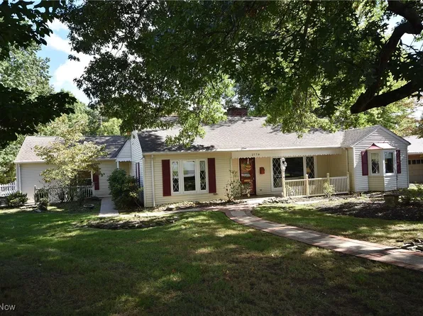 2778 W Ridgewood Cir, Zanesville, OH 43701