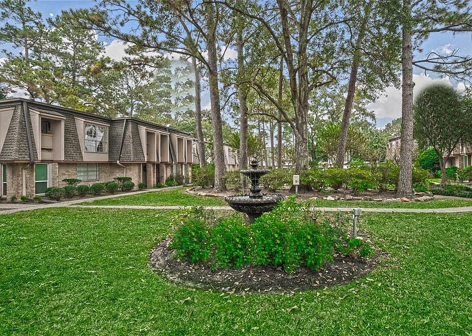 1st image of 12633 Memorial Dr APT 43