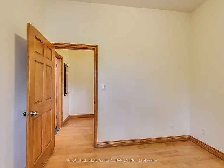 287 Palmerston Ave #MAIN — Photo 21