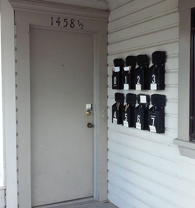2nd image of 1458 1/2 Pearl St APT 3