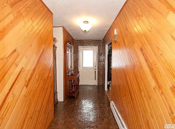 3rd image of 44 Carnegie Dr