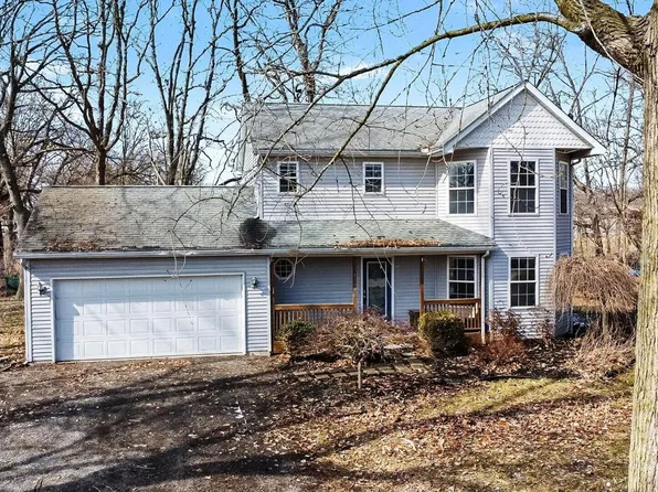 11776 N Main St, Whitmore Lake, MI 48189