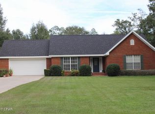 2806 Jackson Bluff Rd, Marianna, FL 32446