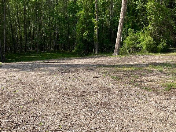 3rd image of 316 Bayview Road