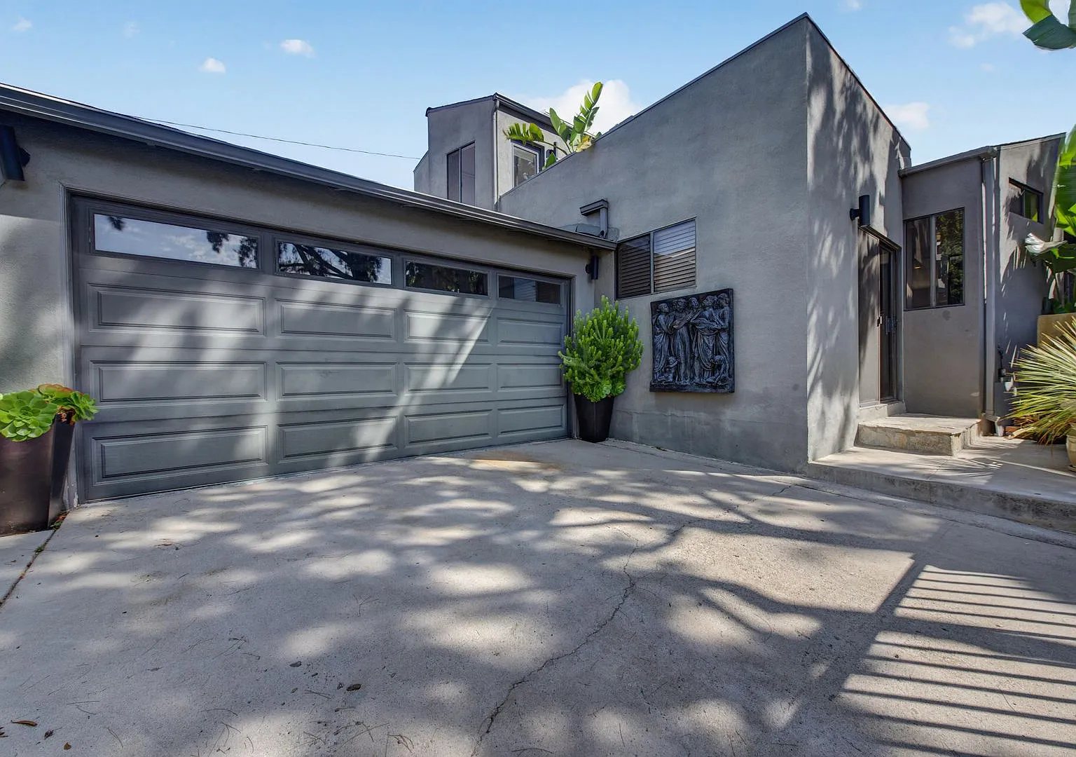 Beautiful 3 Bedroom Family/Entertainers Paradise — Photo 1