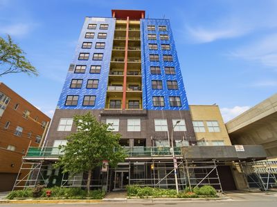 1122 W Catalpa Ave APT 910, Chicago, IL, 60640
