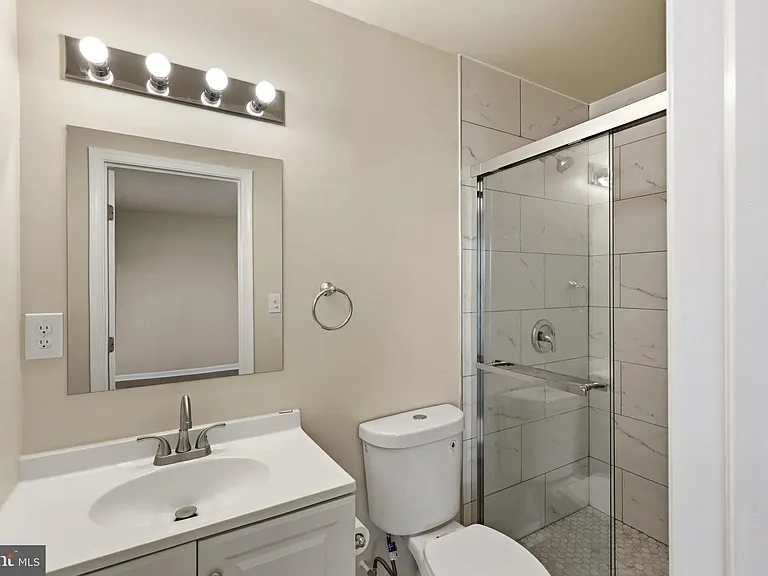 4704 Denview Way — Photo 10
