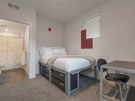 Cuddle up for a nooze in this room. Equipped with a full-size bed and desk/chair.