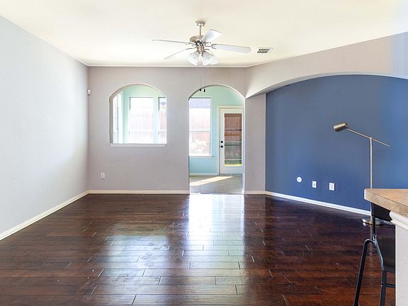 Living Area looking into Sun Room