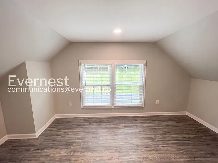 239 Jeffery Dr — Photo 19