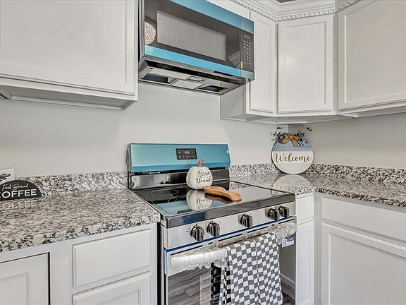 2nd image of 3016 S Clegern St