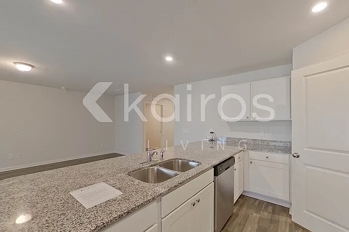 2617 Provence Dr SE — Photo 9