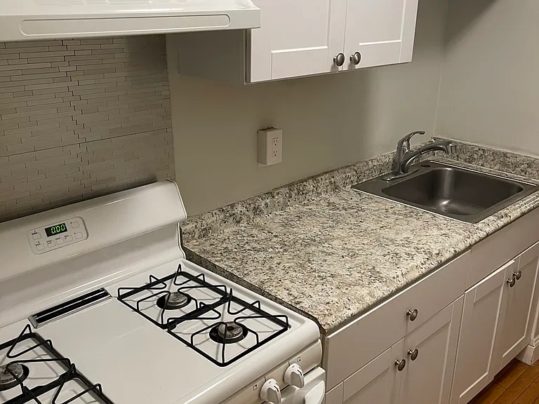 21 Sheafe St #5 — Photo 8