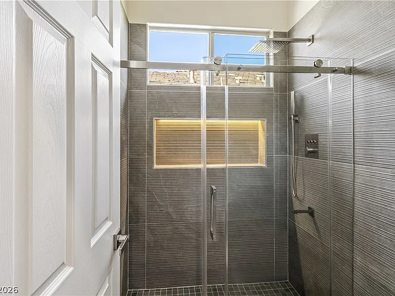404 Summer Mesa Dr — Photo 32