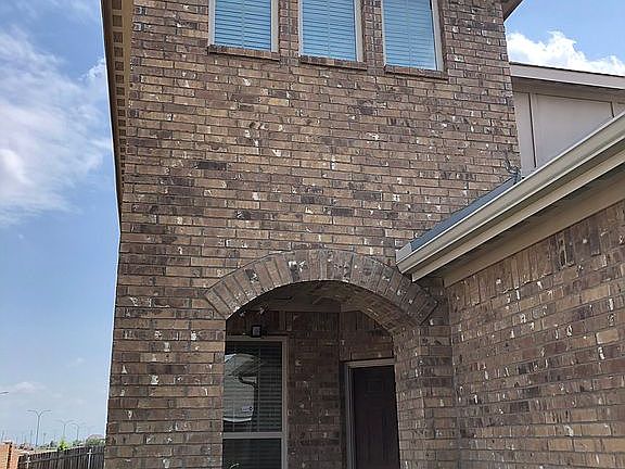 3rd image of 2601 Frisco Wood Dr