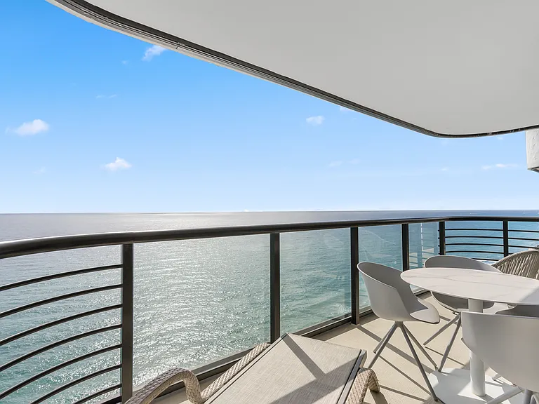 250 S Ocean Blvd #PHF — Photo 1