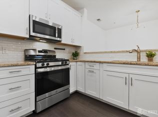 626 Marion Ln, Monroe Township, NJ 08831