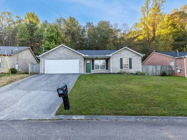 1882 Explorer Ln, Knoxville, TN 37912