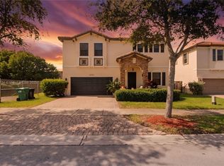 22717 SW 105th Ave, Miami, FL 33190