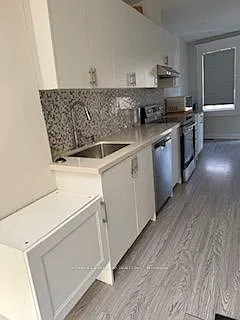 2615 Yonge St #2 — Photo 4