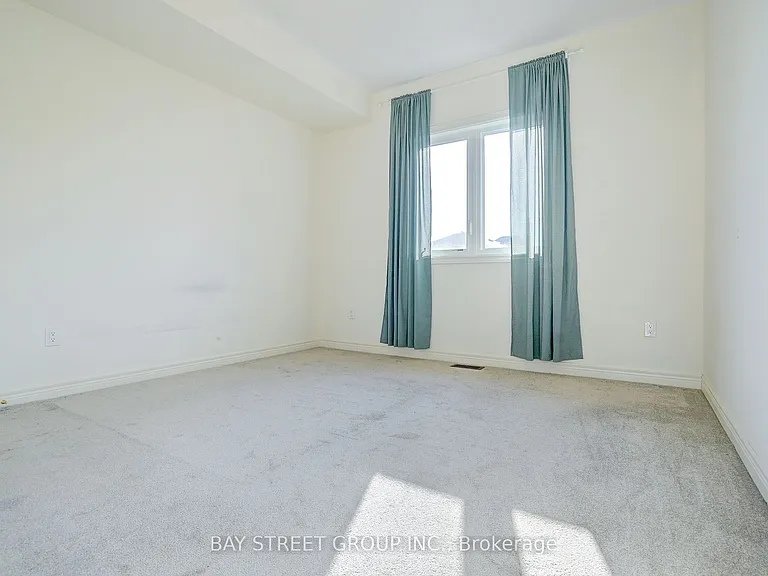 100 Ness Dr — Photo 31